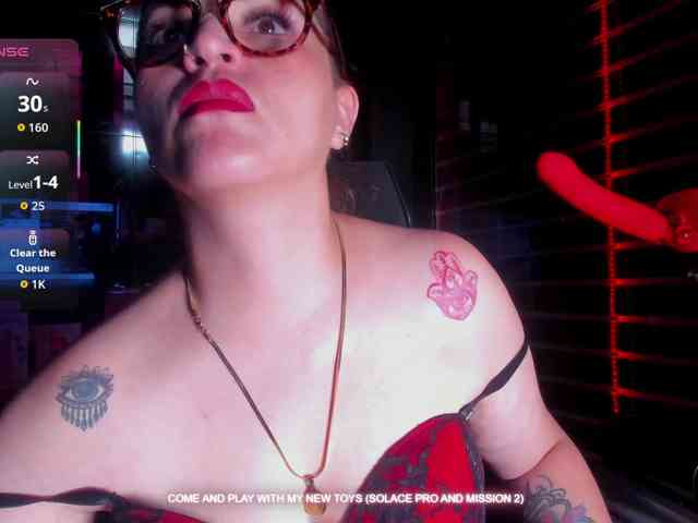 IsabellaSerrano Live Webcam on BongaCams