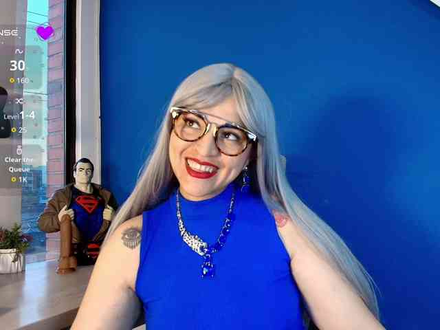 IsabellaSerrano webcam