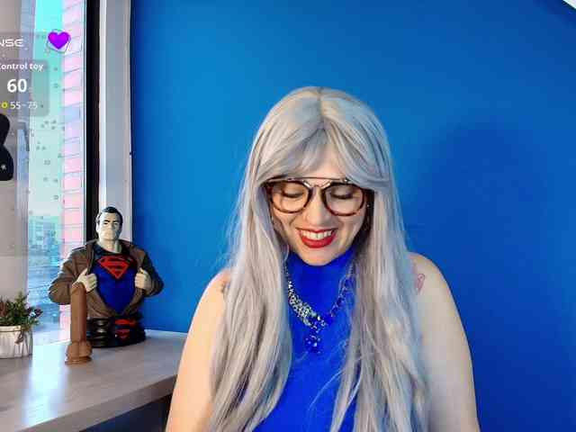 IsabellaSerrano webcam