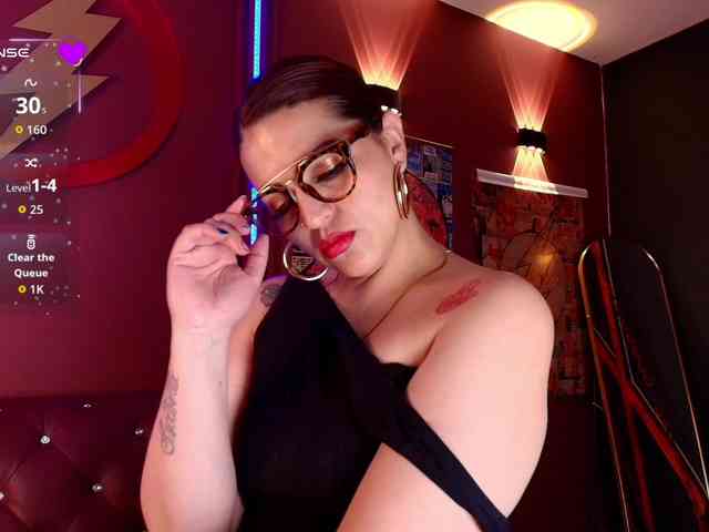 IsabellaSerrano webcam