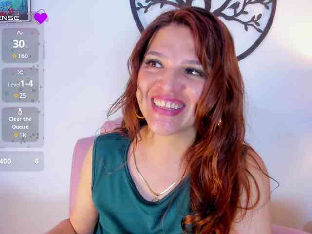 IsabellaSerrano webcam