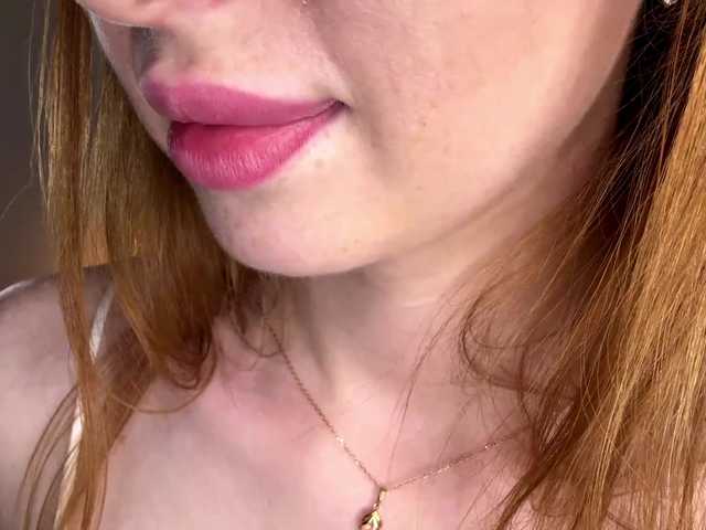 gingerfoxi's BongaCams show and profile