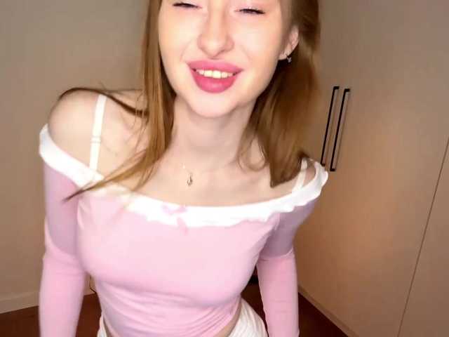 gingerfoxi's BongaCams show and profile