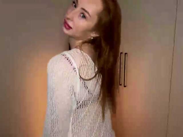 gingerfoxi's BongaCams show and profile