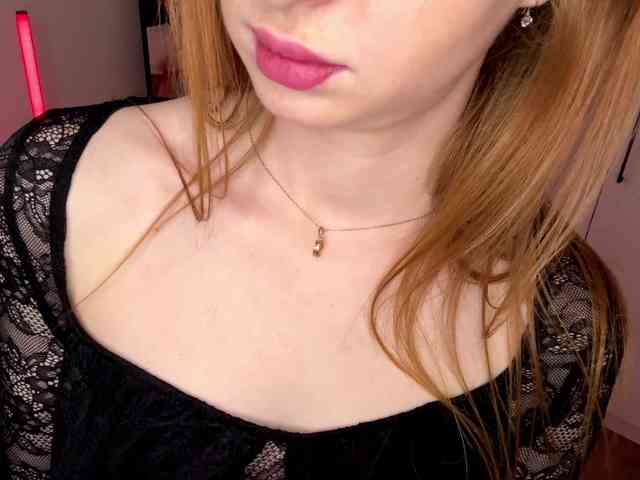 gingerfoxi webcam