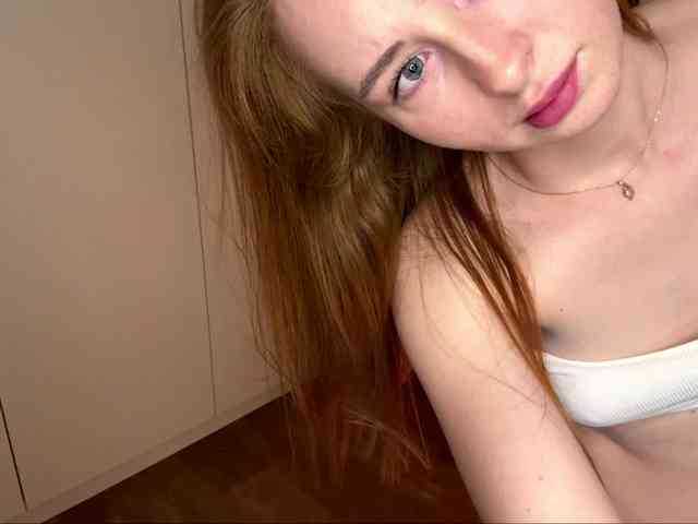 gingerfoxi webcam