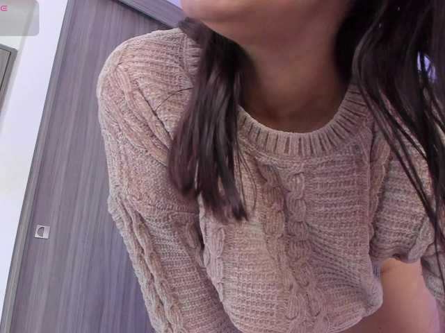 AnnaRoss live cam profile