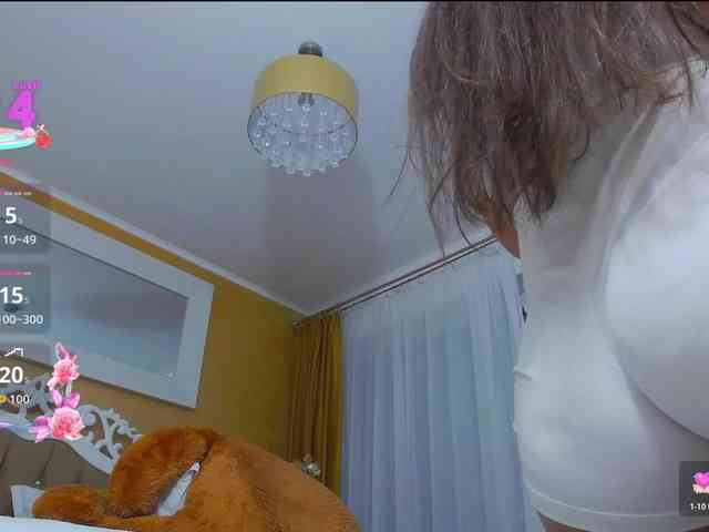 golden-caroline webcam