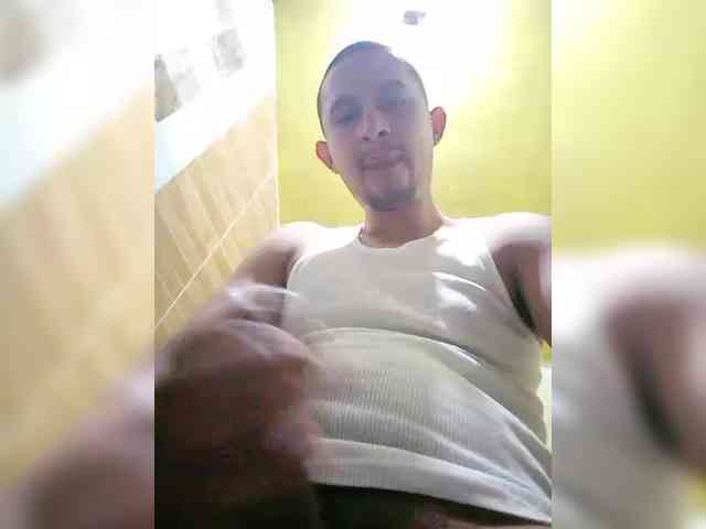 MontanaHot69 Live Webcam on BongaCams