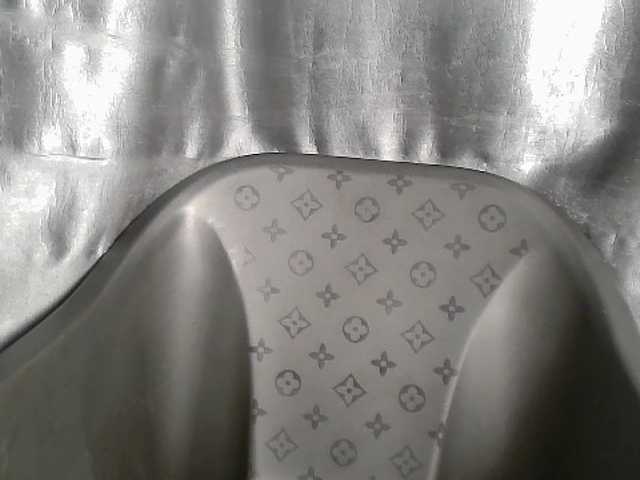 Sexy-petitqueen's BongaCams show and profile