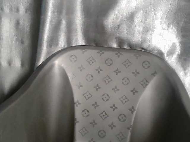 Sexy-petitqueen's BongaCams show and profile