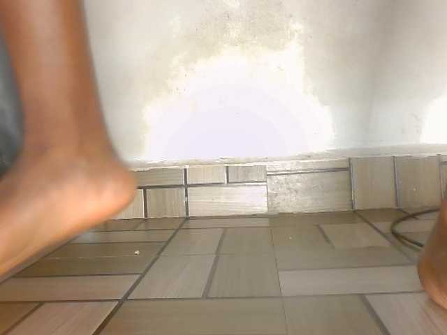 Sexy-petitqueen's BongaCams show and profile