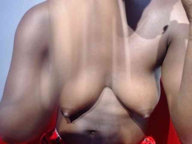 Sexy-petitqueen webcam