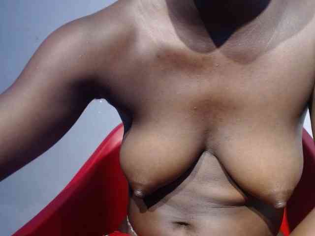 Sexy-petitqueen webcam