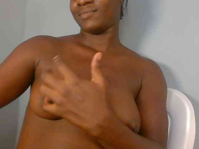 Sexy-petitqueen webcam