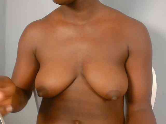 Sexy-petitqueen webcam