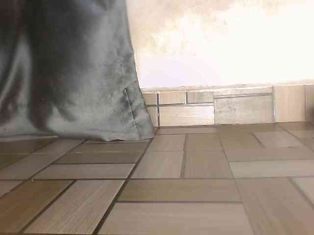 Sexy-petitqueen webcam