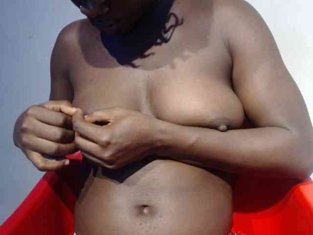 Sexy-petitqueen webcam