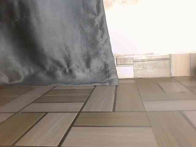 Sexy-petitqueen webcam