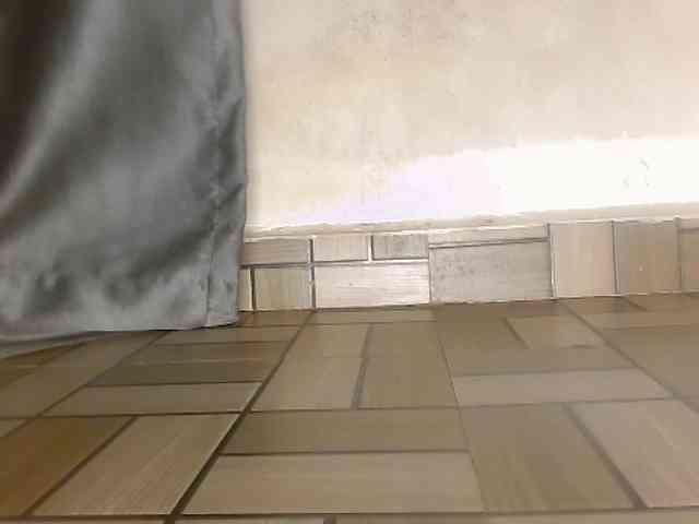 Sexy-petitqueen webcam