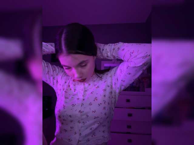 liawyx – webcam model profile photo