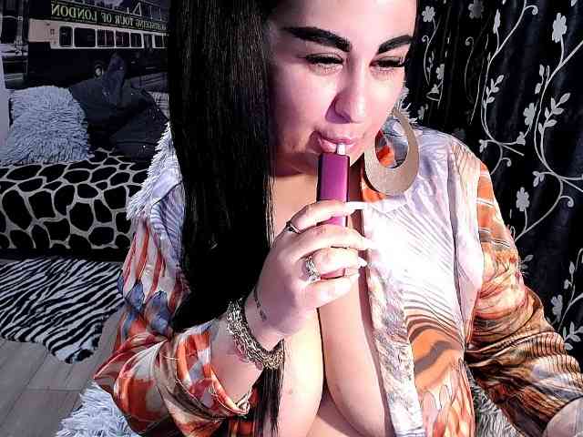 NaturalWoman NaturalWoman