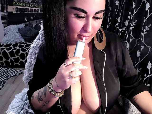 NaturalWoman NaturalWoman