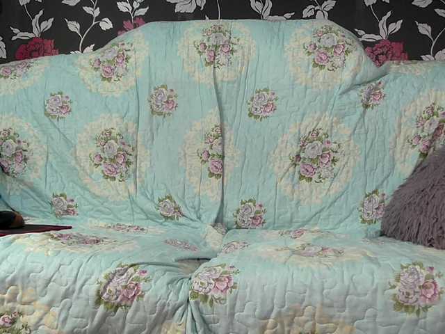 KlaraMuse's BongaCams show and profile