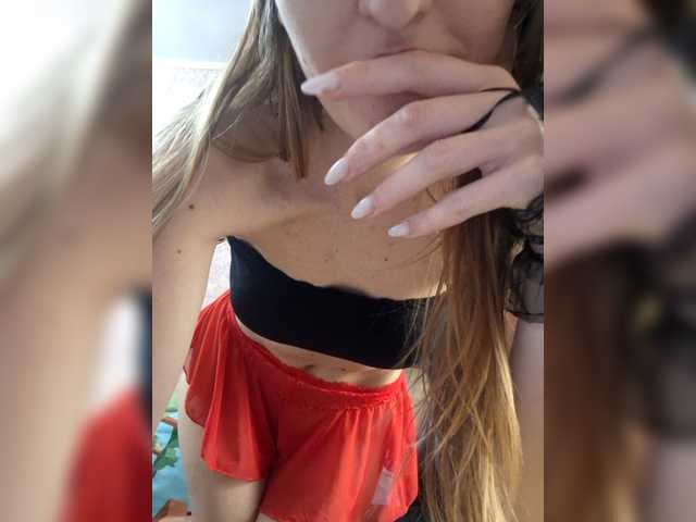 SoftLuna's BongaCams show and profile