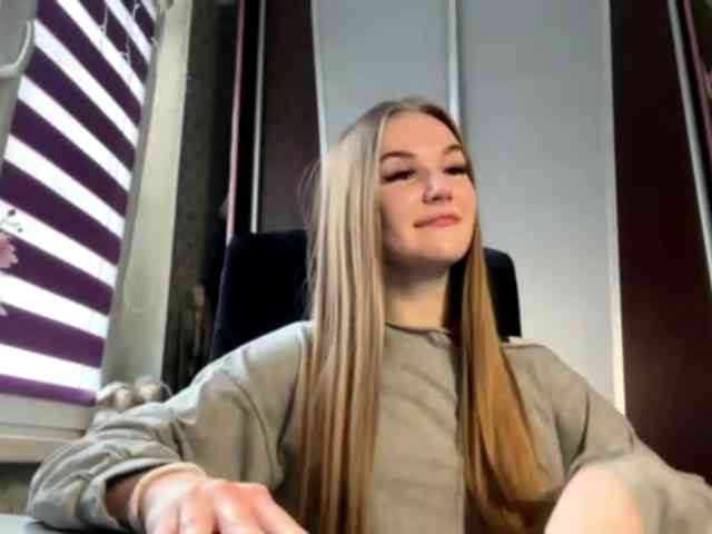 cam porn online MeeCarfagno