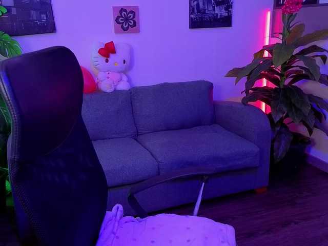 LianyTaylor's BongaCams show and profile