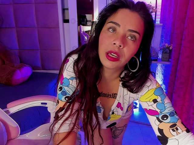 LianyTaylor's BongaCams show and profile