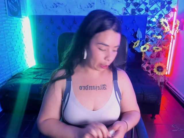 LianyTaylor's BongaCams show and profile