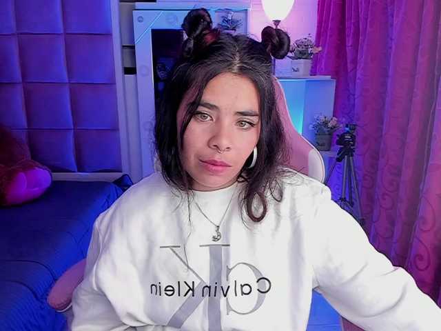 LianyTaylor's BongaCams show and profile