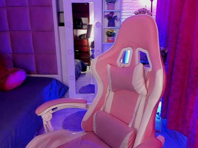 LianyTaylor's BongaCams show and profile