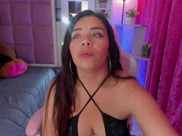 LianyTaylor webcam