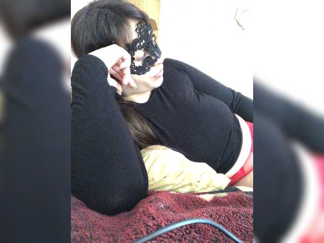 Layra200's BongaCams show and profile