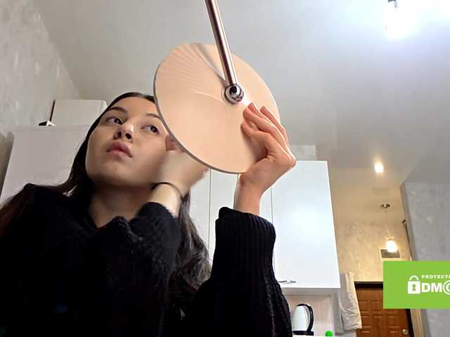 RozanneLafromboise — little warm-up : D