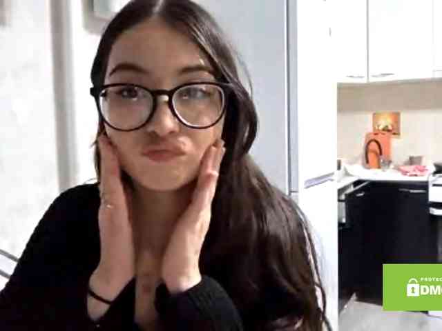 RozanneLafromboise webcam