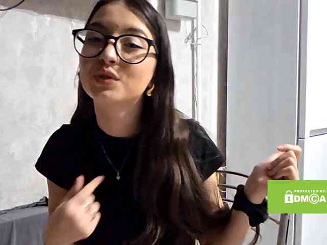 RozanneLafromboise webcam