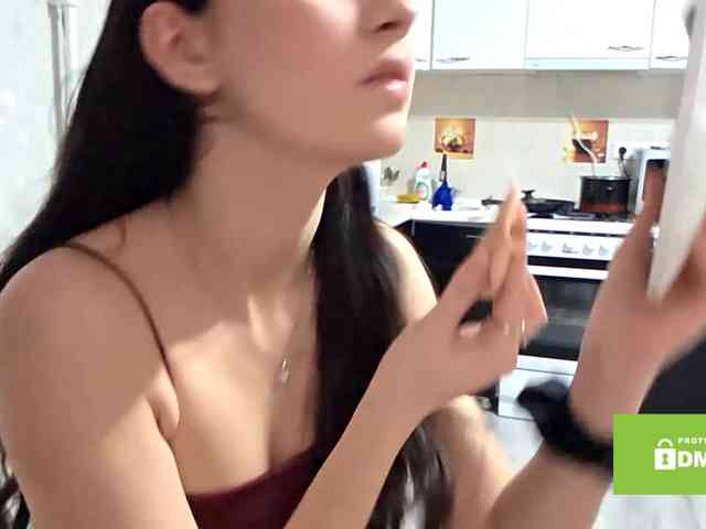 RozanneLafromboise webcam