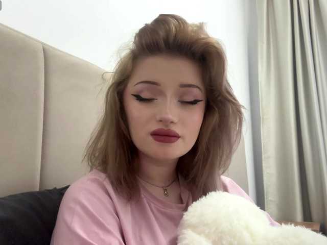 CarolBeinlich from BongaCams