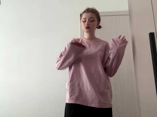 CarolBeinlich from BongaCams is Freechat