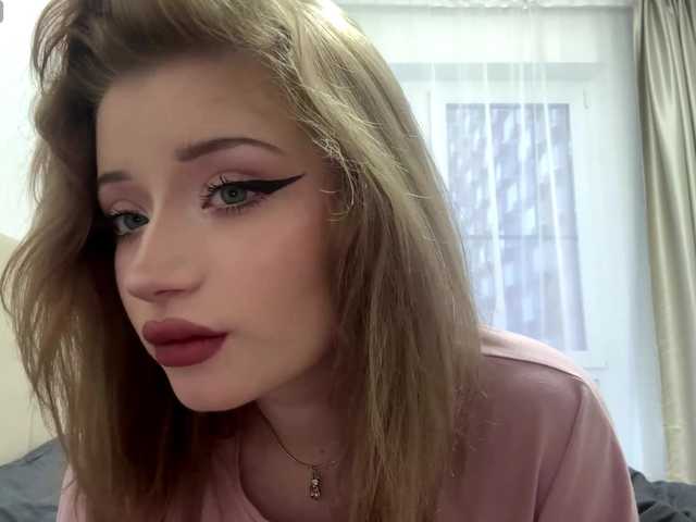 CarolBeinlich from BongaCams is Freechat