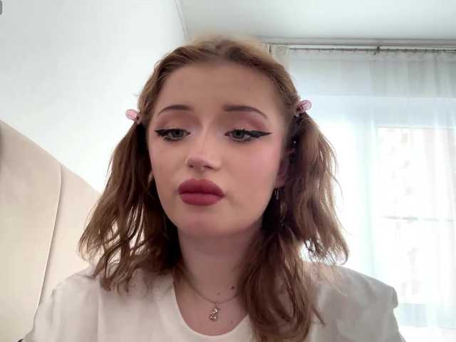 CarolBeinlich from BongaCams