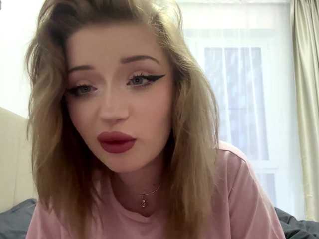 CarolBeinlich from BongaCams is Freechat