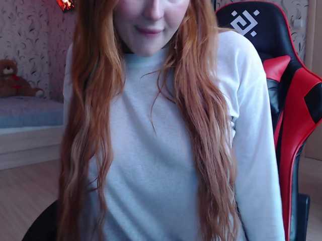 Lisichka4's BongaCams show and profile