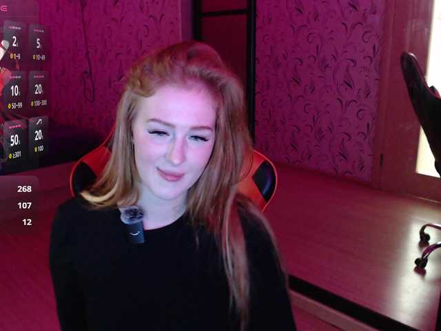 Lisichka4's BongaCams show and profile