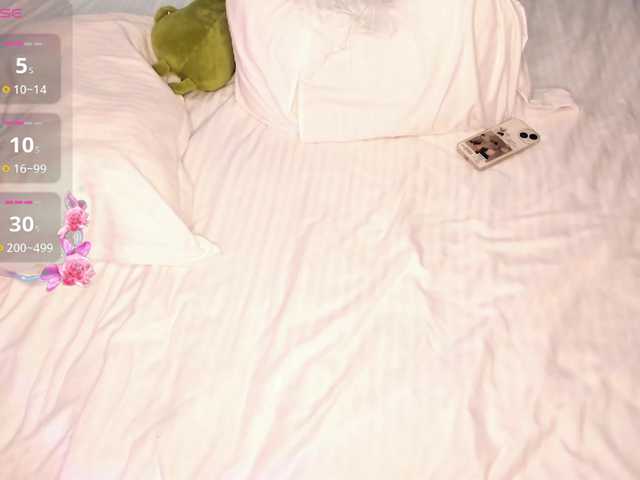 mikkylovely's BongaCams show and profile