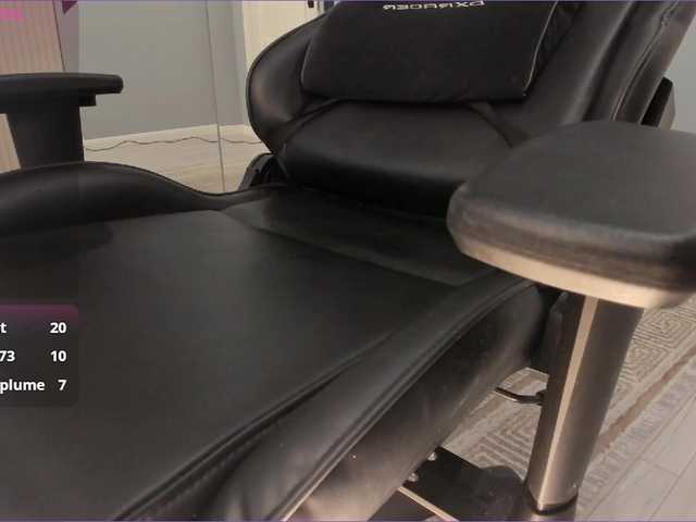 mikkylovely's BongaCams show and profile